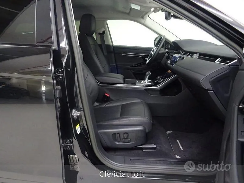 Land Rover Range Rover Evoque 2022 photo 3