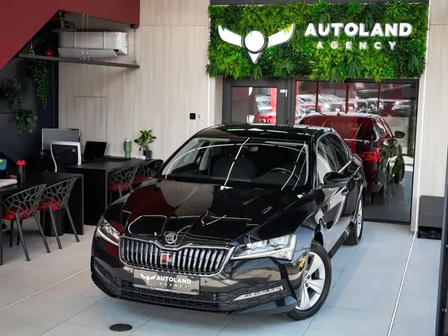 Skoda Superb 2022 photo 4