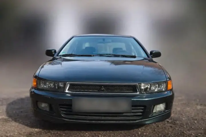 Mitsubishi Galant