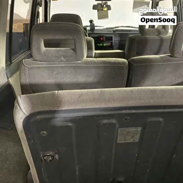 Nissan Patrol 1991 photo 4