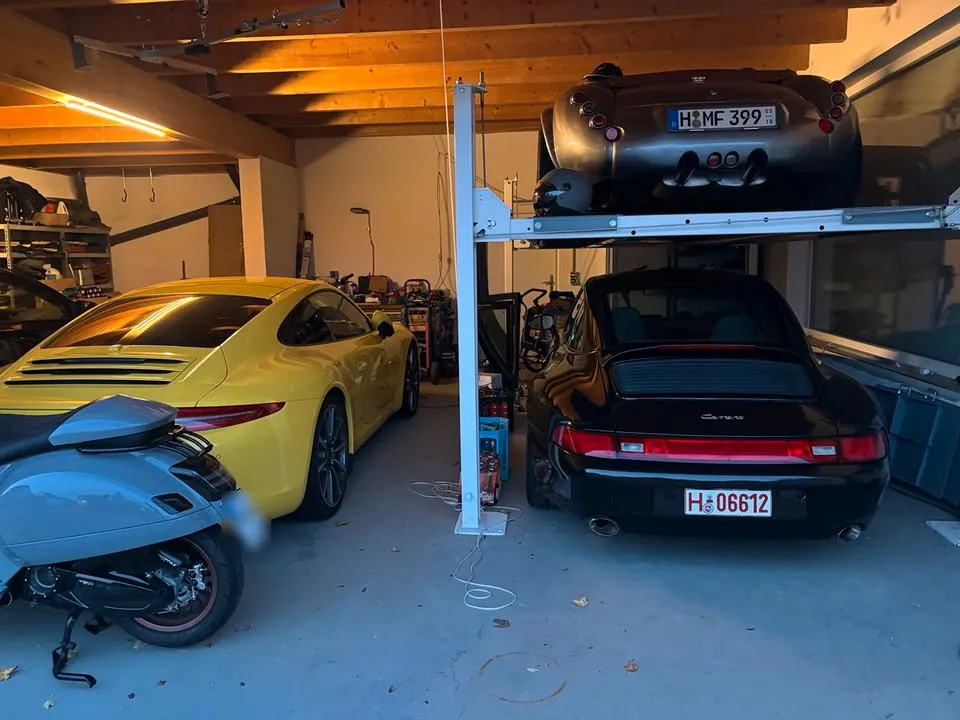 Porsche 911
