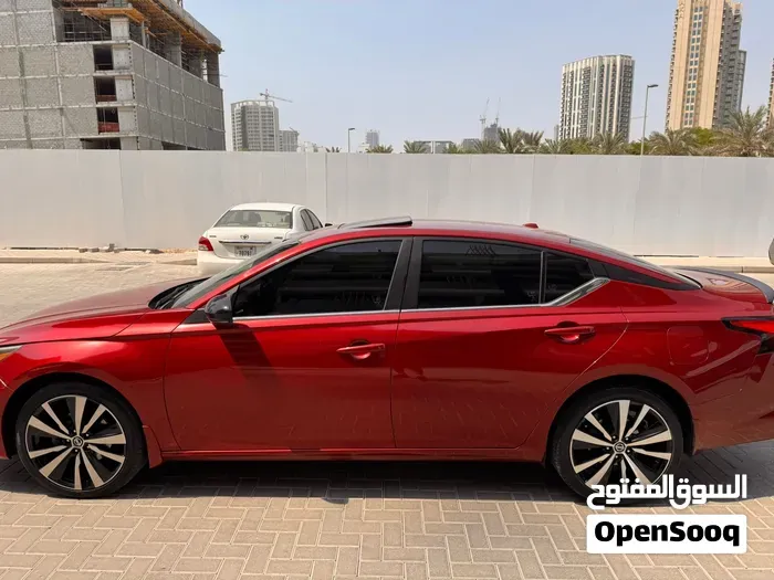 Nissan Altima 2021 photo 2