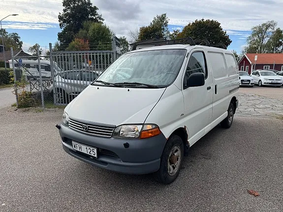 Toyota Hiace 2005 photo 2