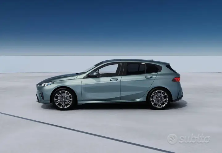 BMW 1 Series 2023 photo 4