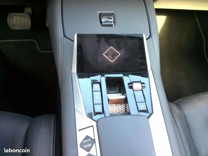 DS Automobiles Ds 4 2023 photo 4