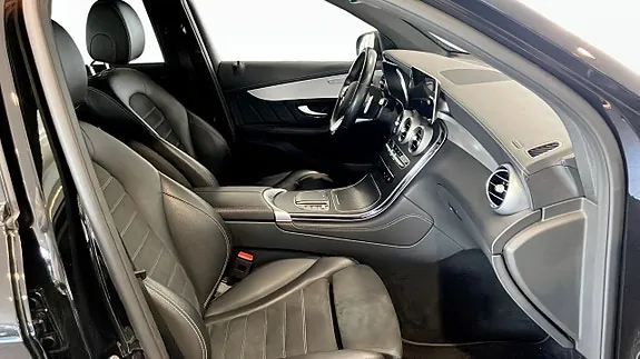 Mercedes-Benz Glc300 De 2021 photo 4