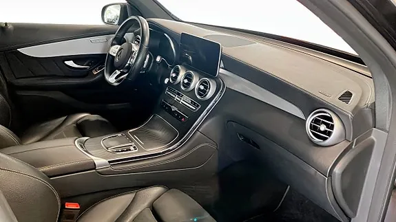Mercedes-Benz Glc300 De 2021 photo 3
