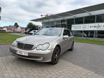 Mercedes-Benz C180