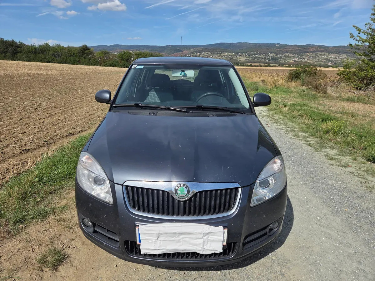 Skoda Fabia 2007 photo 3