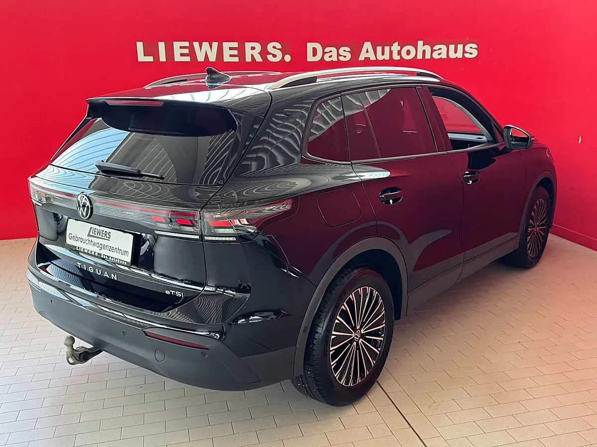 Volkswagen Tiguan 2024 photo 3