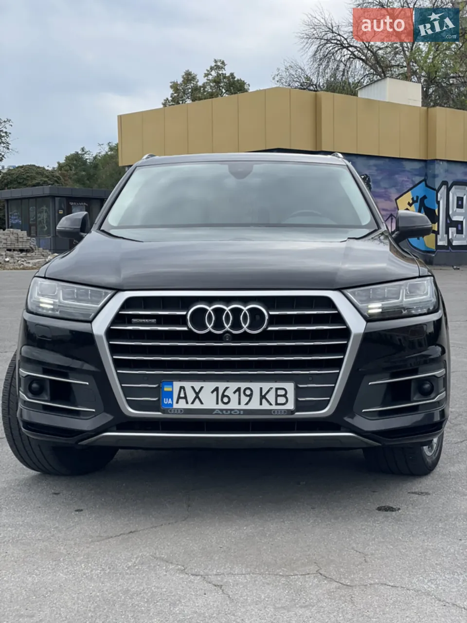 Audi Q7 2019 photo 2