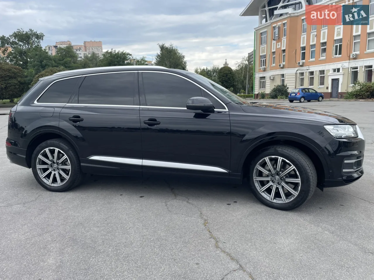 Audi Q7 2019 photo 4