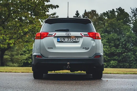 Toyota Rav4 2014 photo 4