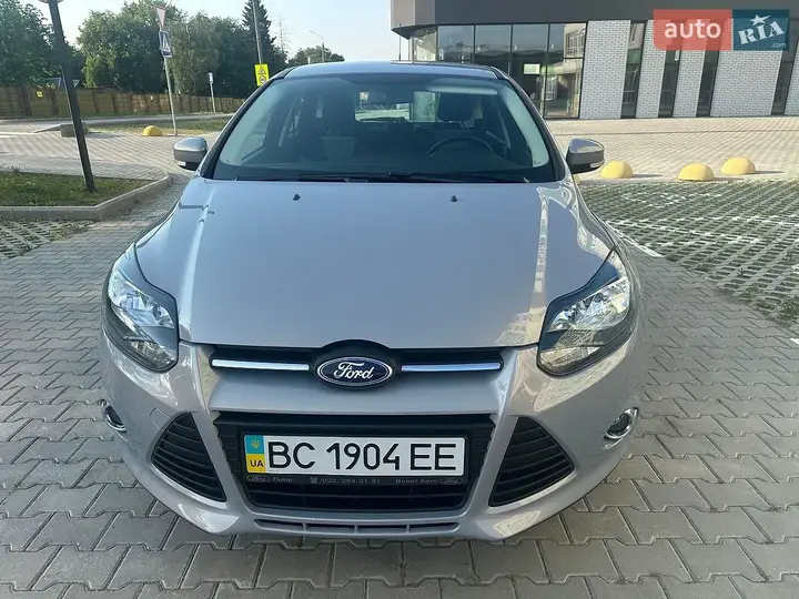 Ford Focus 2013 photo 4