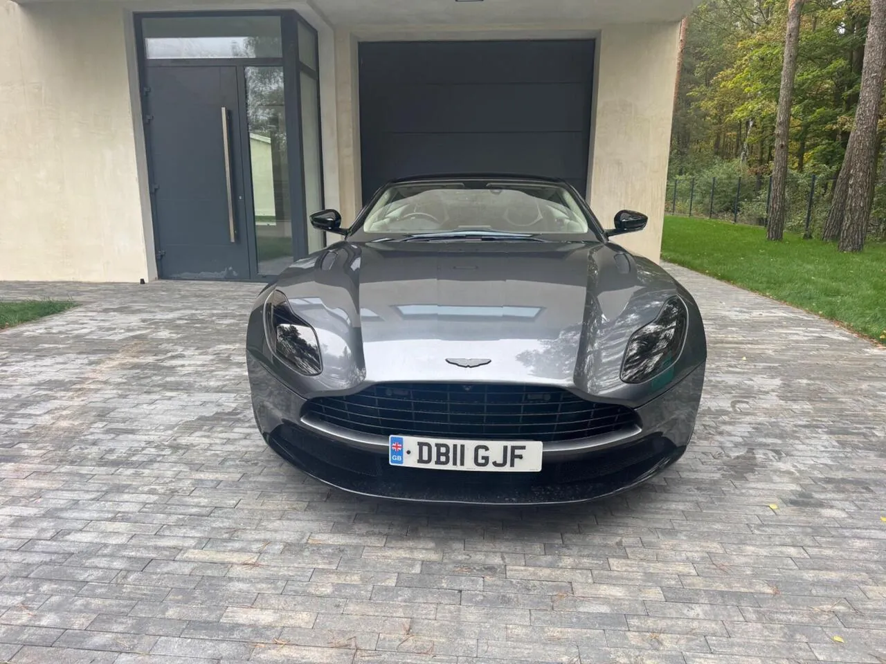 Aston Martin Db11 2019 photo 4