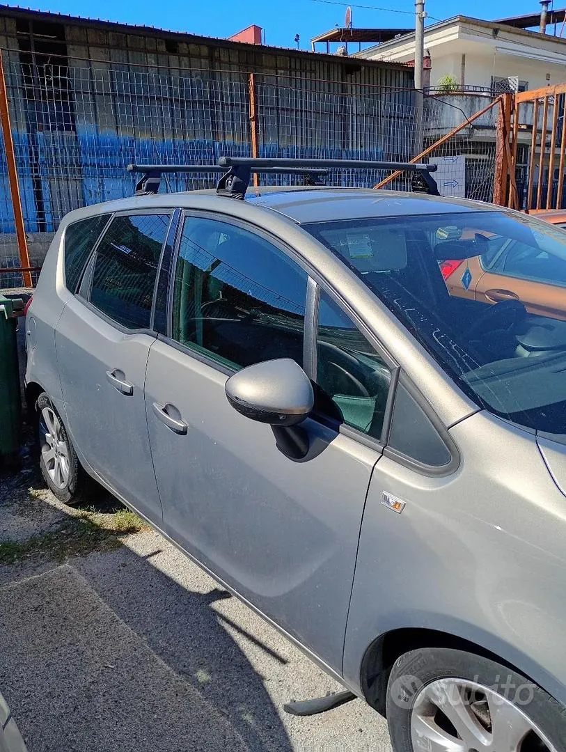 Opel Meriva 2011 photo 2