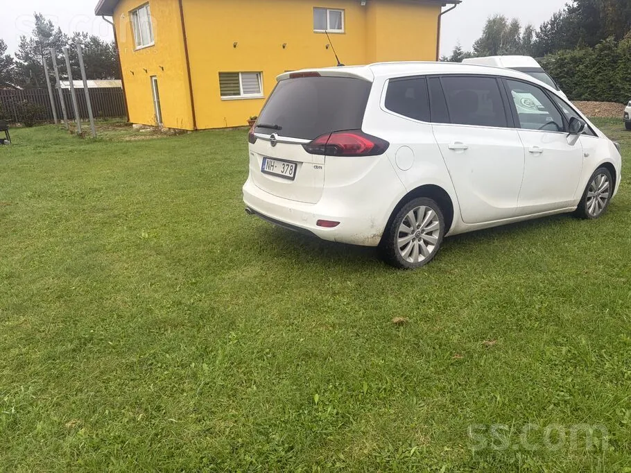 Opel Zafira 2017 photo 3