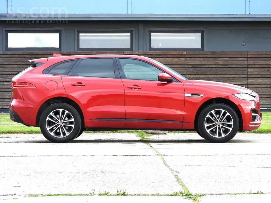 Jaguar F-Pace 2016 photo 4