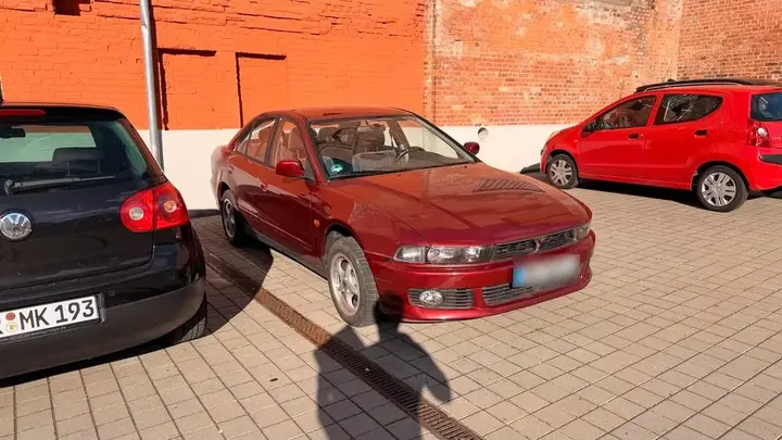 Mitsubishi Galant