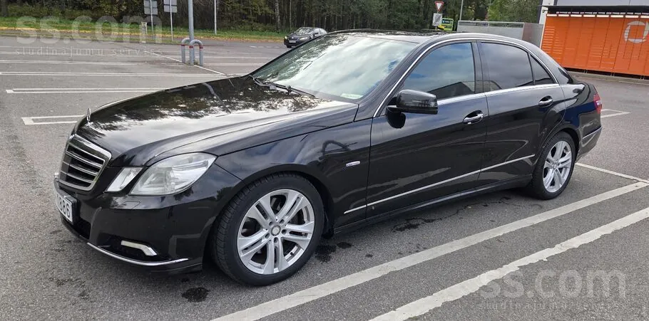 Mercedes-Benz E350 2009 photo 2