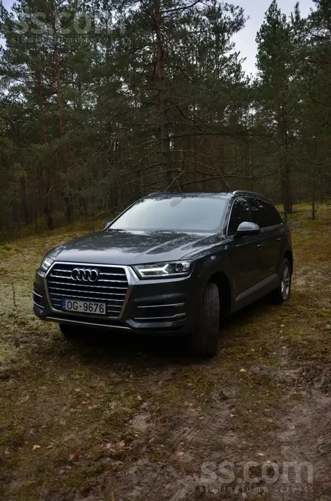 Audi Q7 2017 photo 2