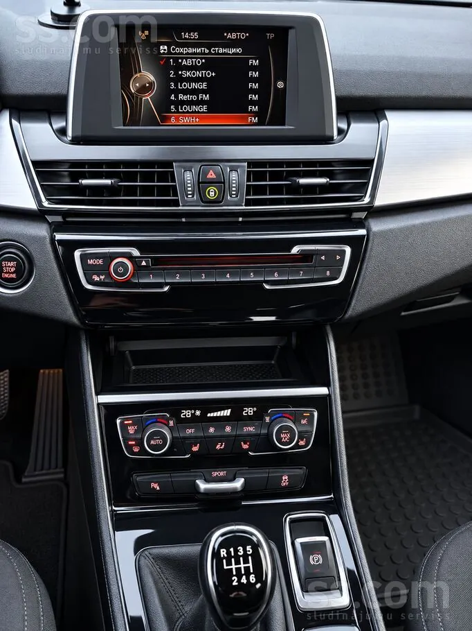 BMW 216D 2016 photo 5