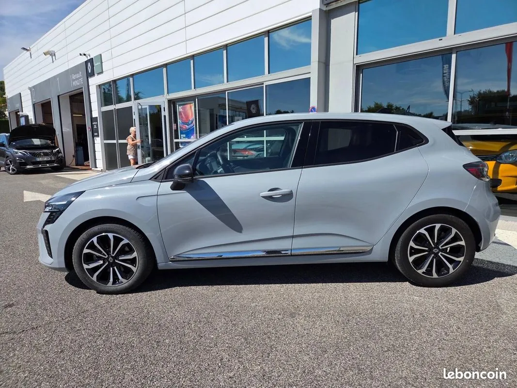 Renault Clio 2025 photo 4