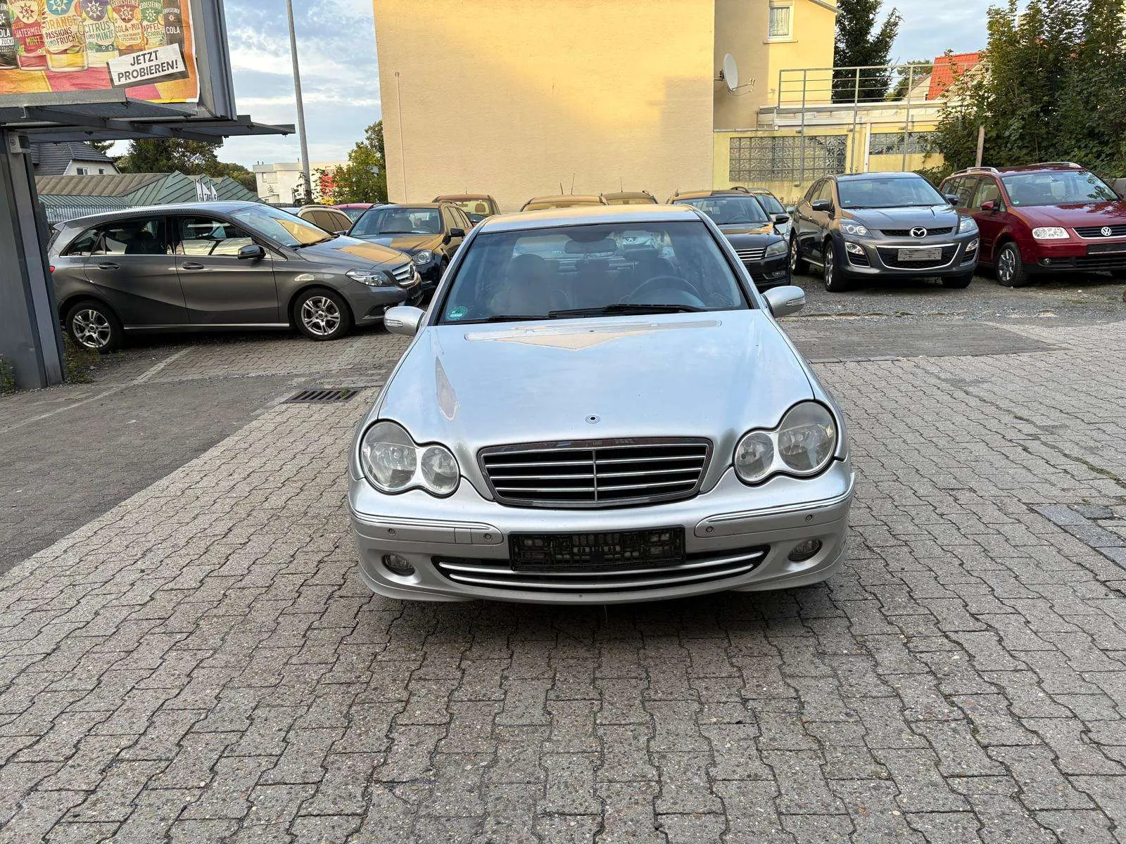 Mercedes-Benz C 220 2004 photo 2