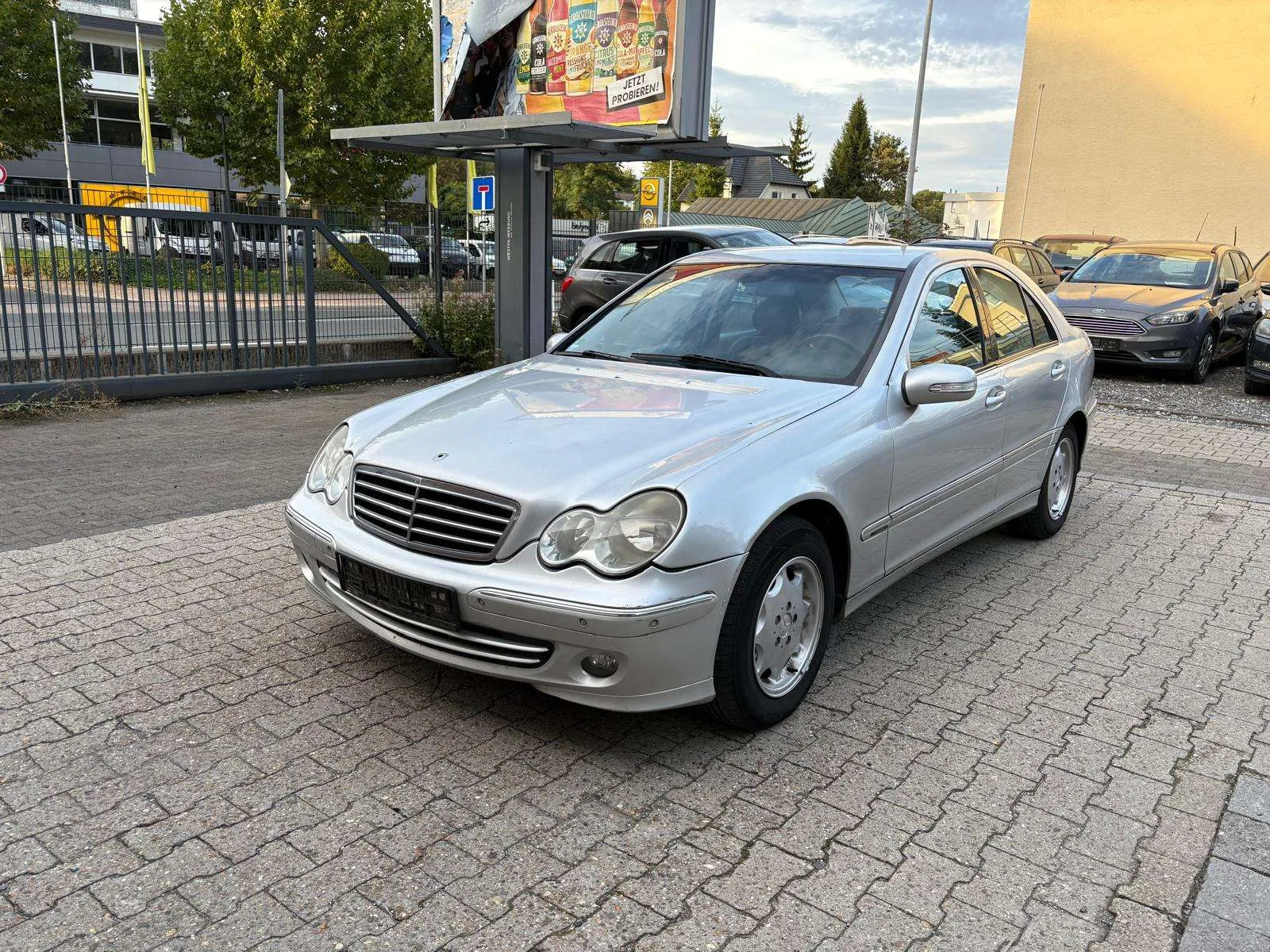 Mercedes-Benz C 220 2004 photo 3