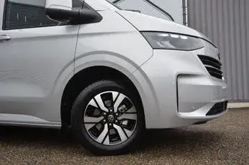 Volkswagen T7 2026 photo 4