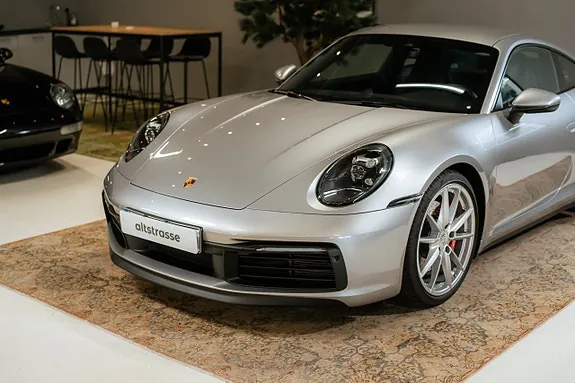 Porsche 911 Carrera S 2020 photo 2