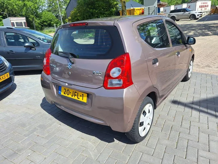 Suzuki Alto 2009 photo 3