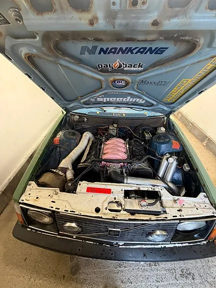 Volvo 244 1976 photo 2