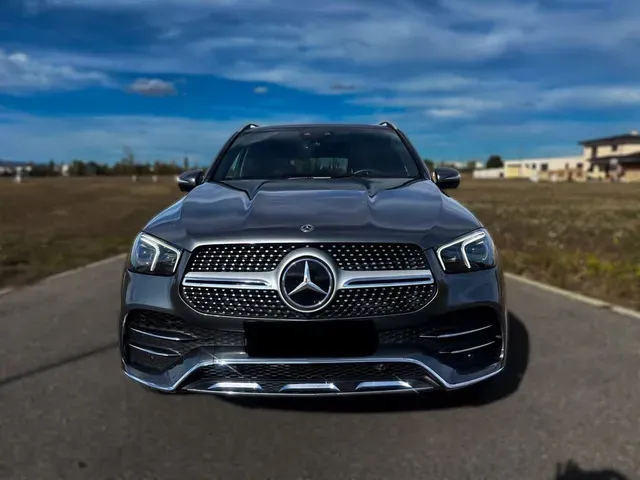 Mercedes-Benz Gle Suv 2019 photo 2