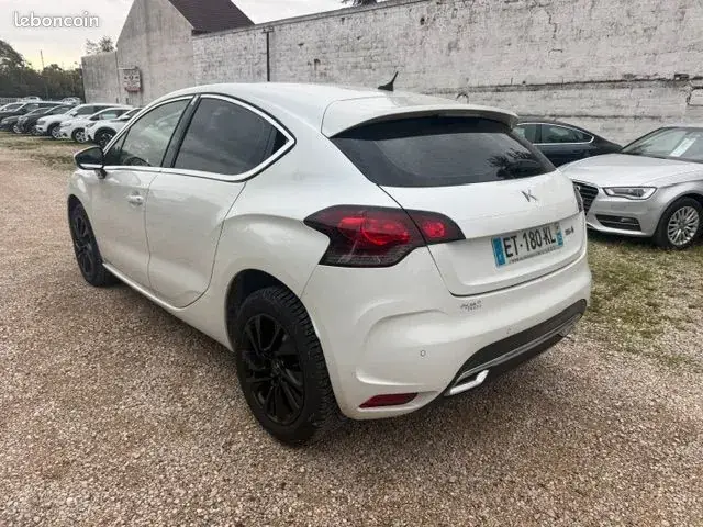 DS Automobiles Ds 4 2018 photo 4