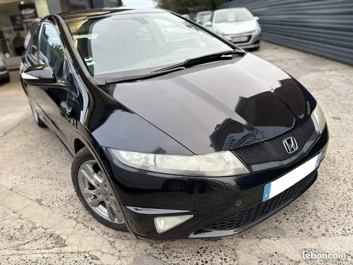 Honda Civic 2010 photo 5