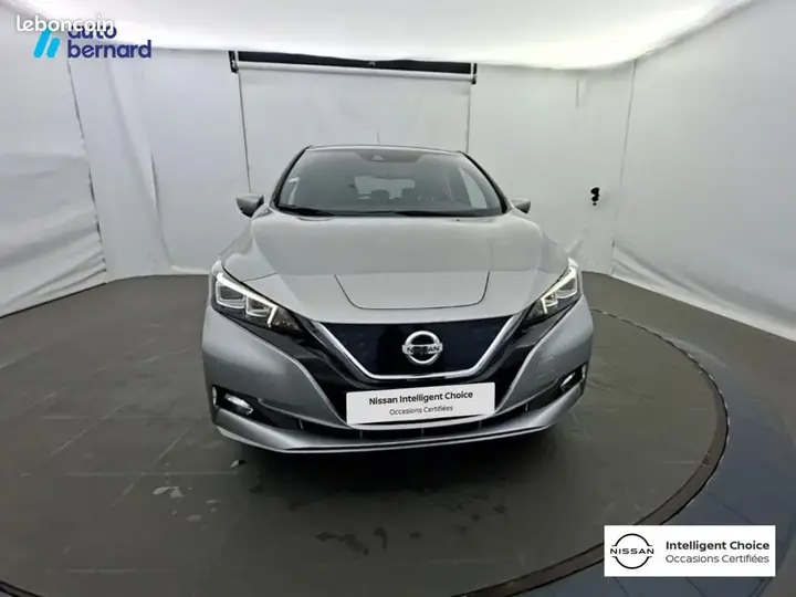 Nissan Leaf 2020 photo 2