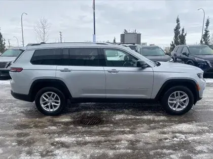 Jeep Grand Cherokee 2023 photo 4