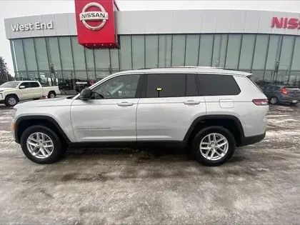 Jeep Grand Cherokee 2023 photo 2