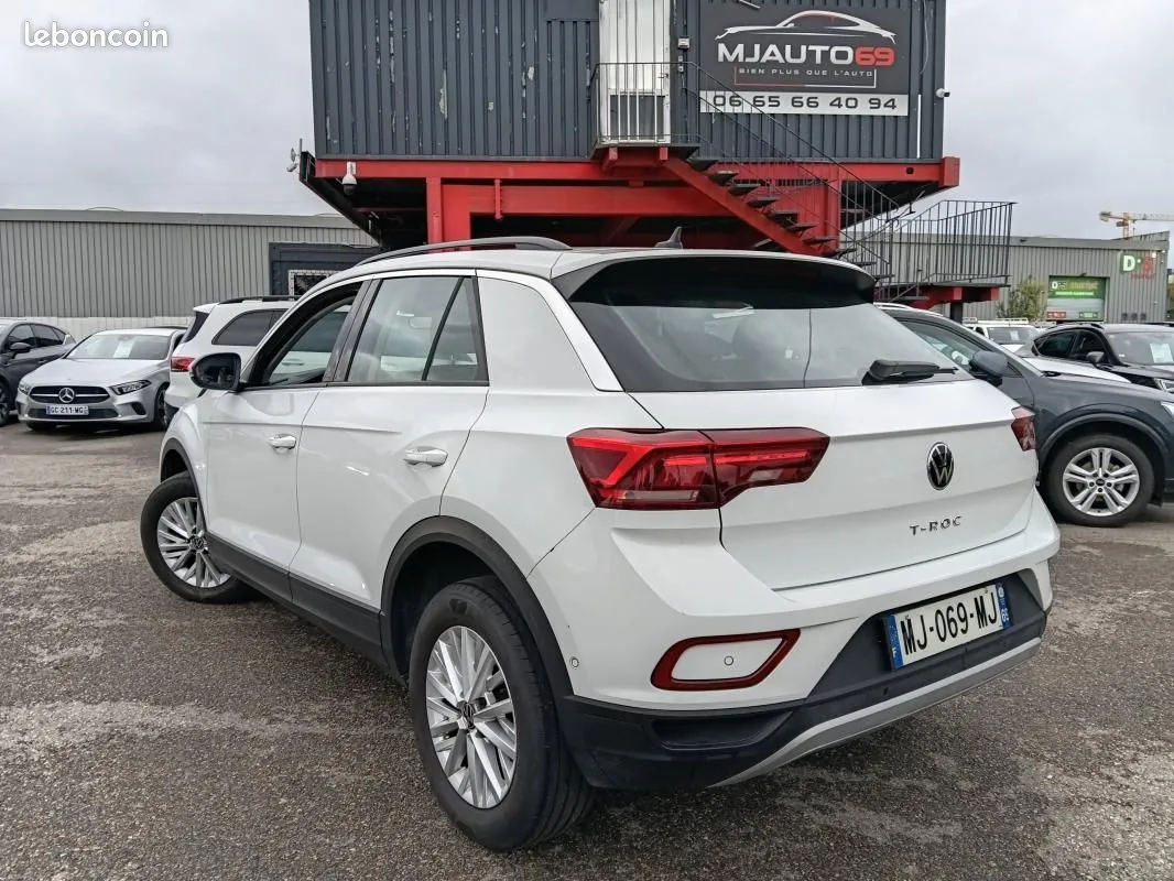 Volkswagen T-Roc 2023 photo 4