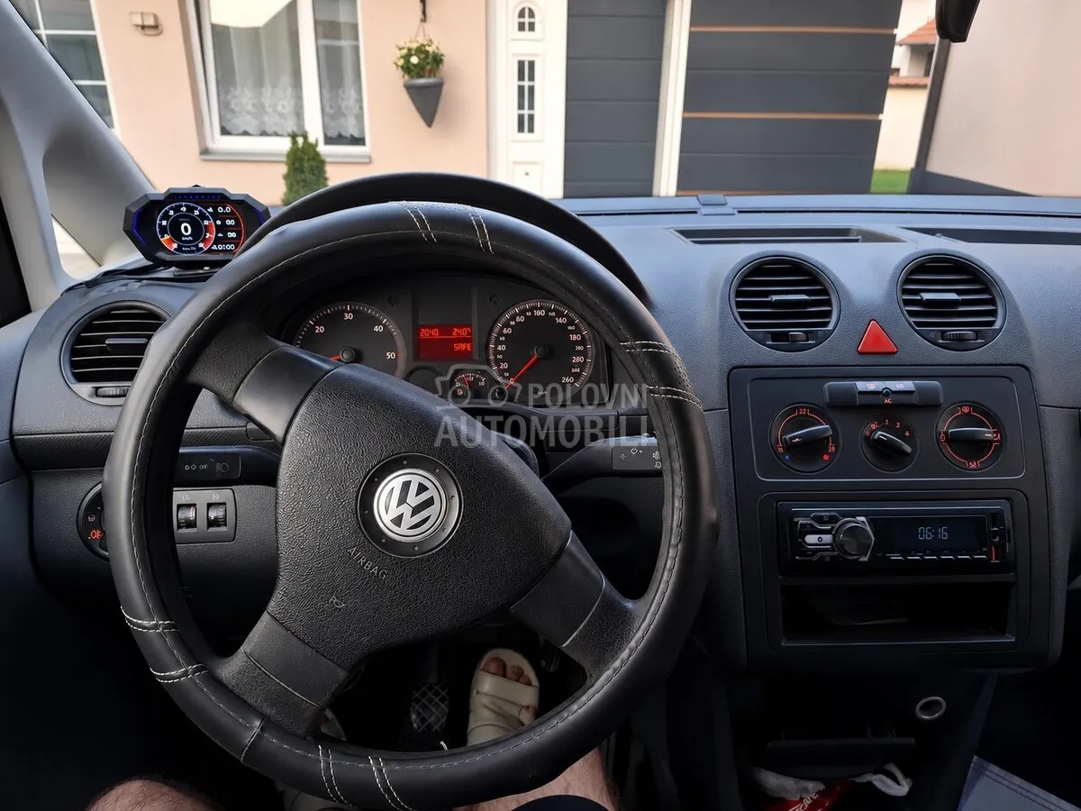 Volkswagen Caddy 2006 photo 3