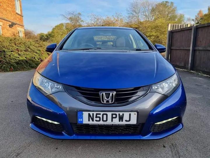 Honda Civic 2013 photo 2