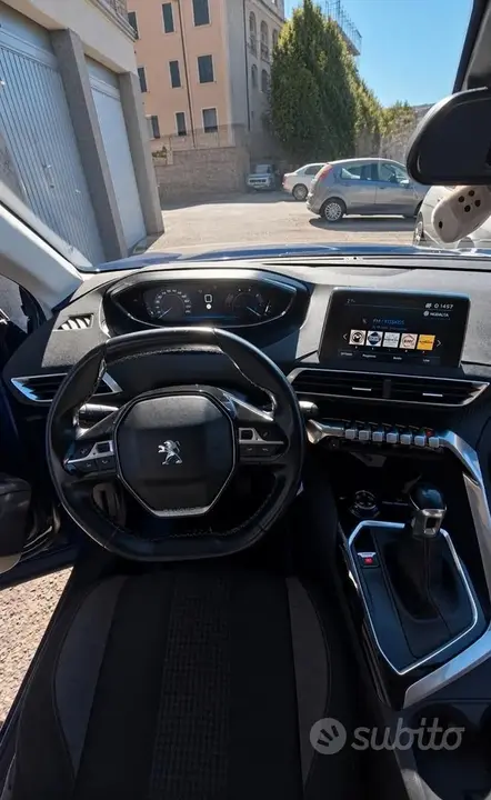 Peugeot 3008 2019 photo 3