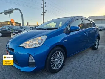 Toyota Aqua 2013 photo 4