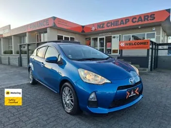 Toyota Aqua 2013 photo 2