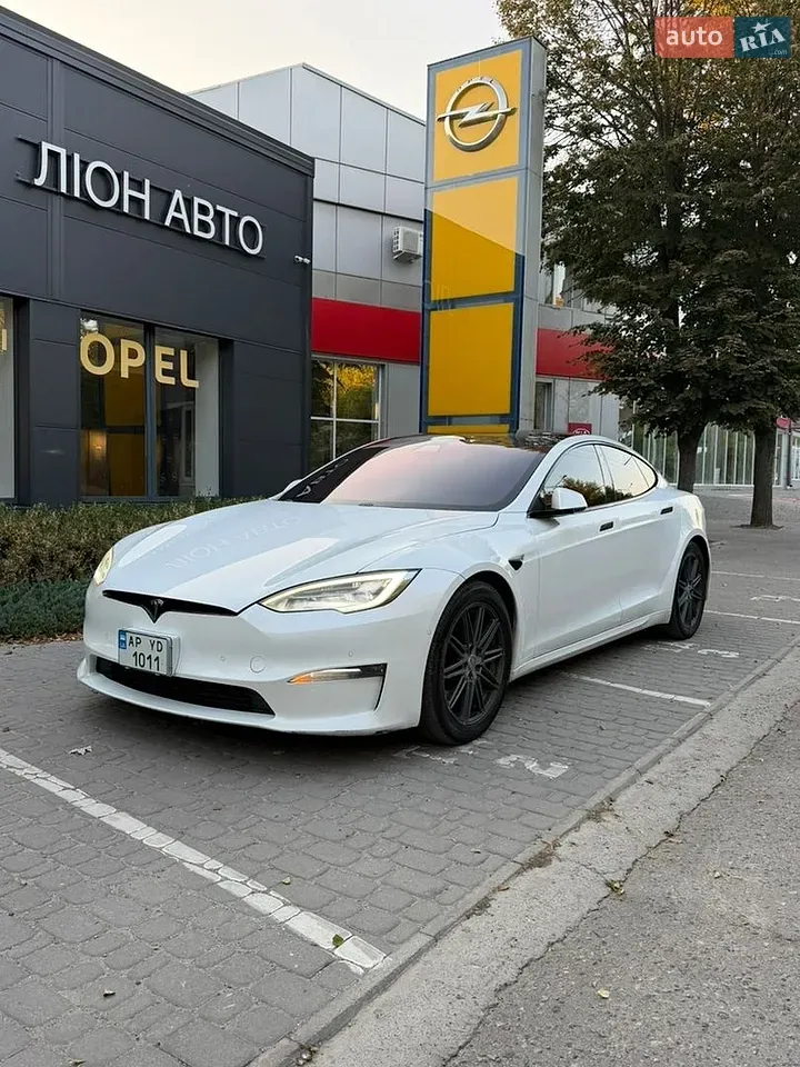 Tesla Model S 2021 photo 4