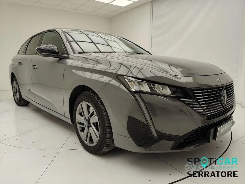 Peugeot 308 2024 photo 3
