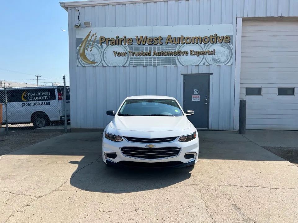 Chevrolet Malibu 2016 photo 2