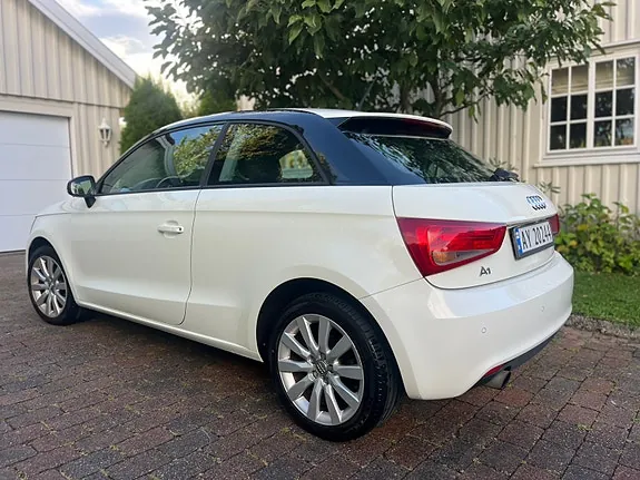 Audi A1 2012 photo 4