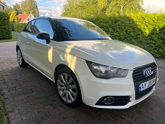 Audi A1 2012 photo 3